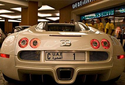 لوحات سيارات ب6.5 مليون درهم بالامارات